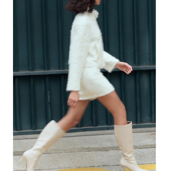 NWT ZARA MINI BEADED SKIRT SIZE S
🚨FINAL PRICE NO ACCEPT OFFERS - Picture 5 of 16